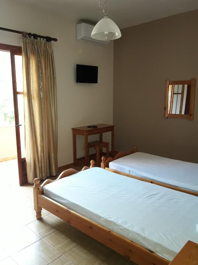 סידריון Chrysanthy Apartments מראה חיצוני תמונה
