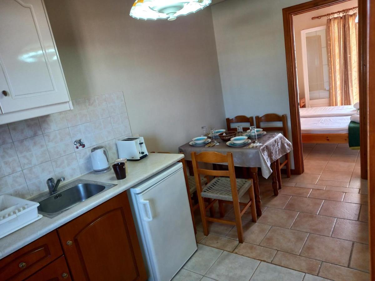 סידריון Chrysanthy Apartments מראה חיצוני תמונה